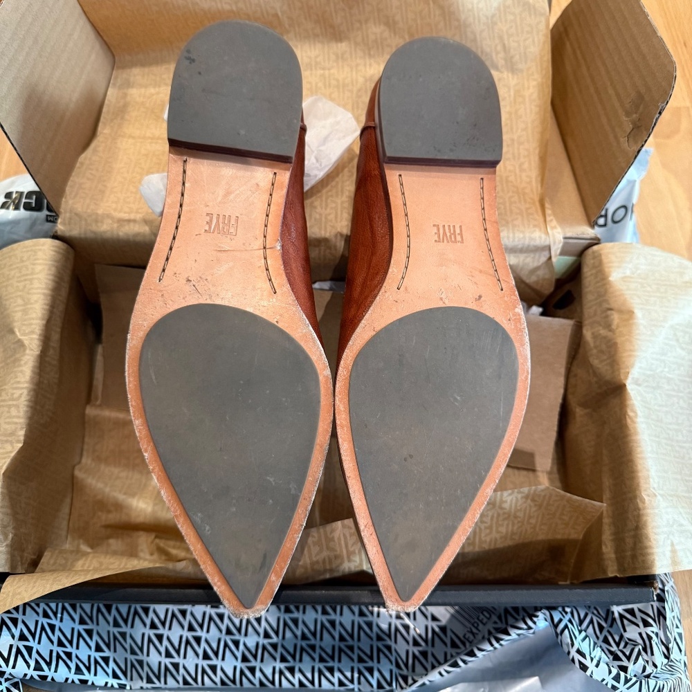 Frye Kenzie Venetian Loafers Size 8.5 Cognac with box - Picture 2 of 6